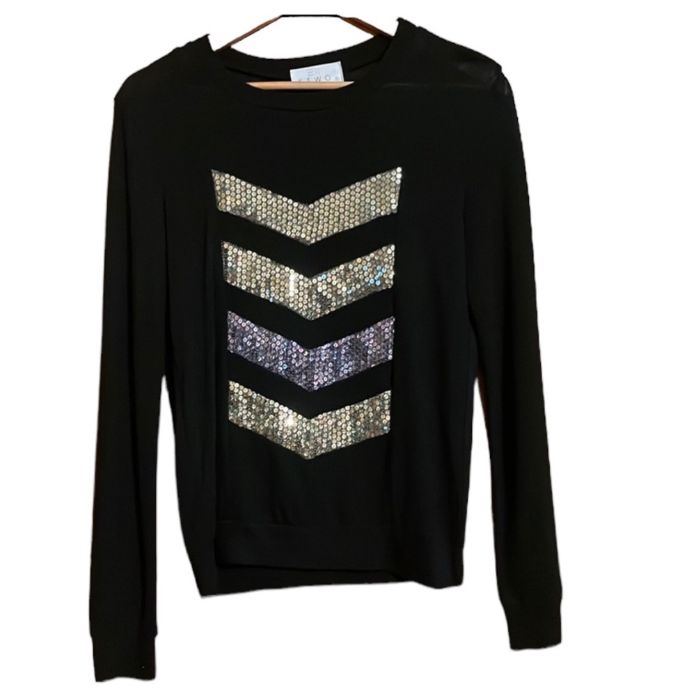 •ETWO•LIKE NEW BOUTIQUE BOHO GOLD/SILVER AZTEC CREWNECK KNIT SWEATER SIZE SMALL